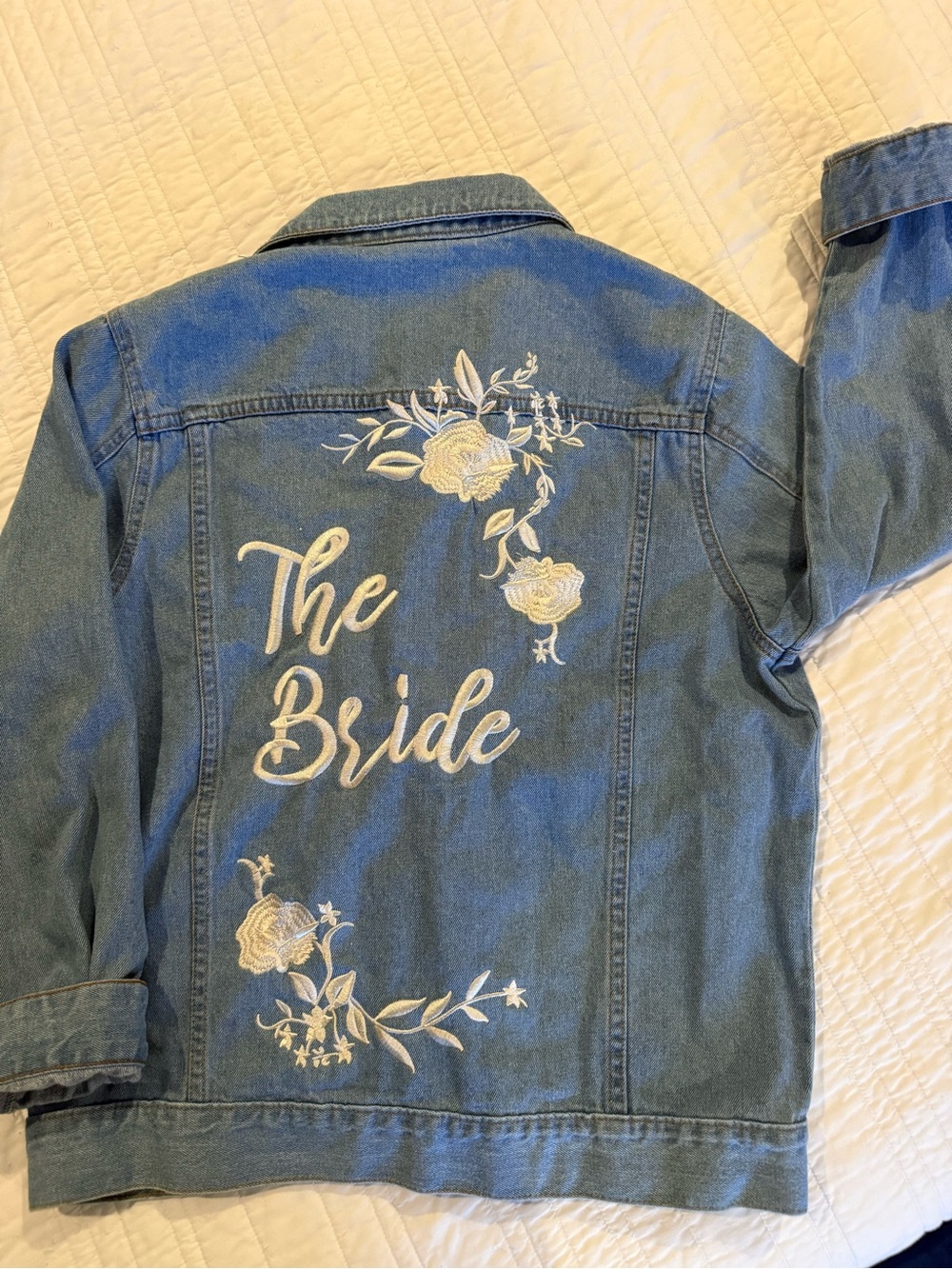 David’s Bridal DB Studio Denim Jacket Bride White Floral Embroidery‎ Size Medium